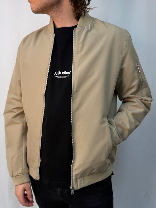 JJERUSH BOMBER