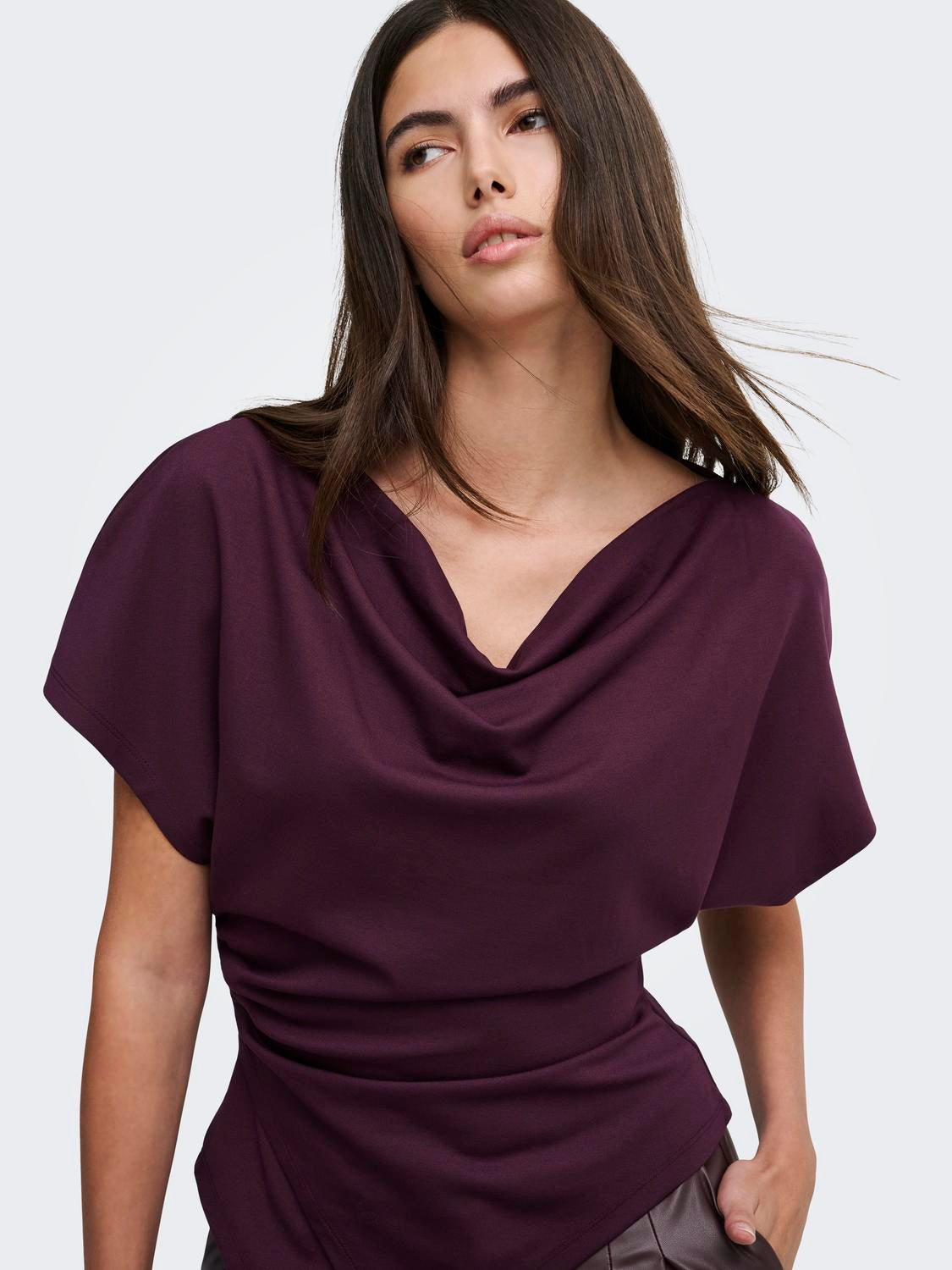 ONLEMBER S/S WATERFALL TOP