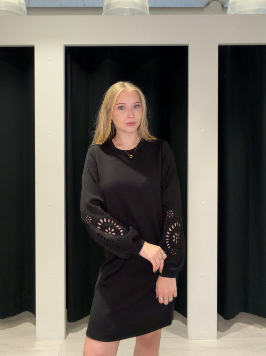 VISANDY L/S DETAIL SWEAT DRESS