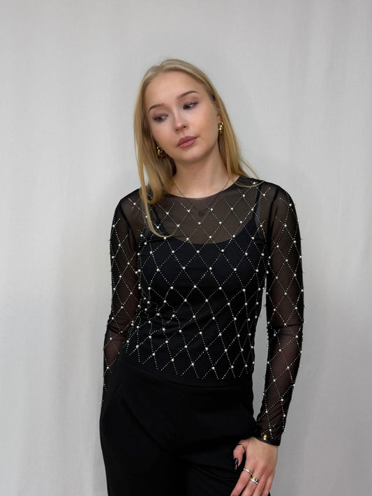 VMMARY LS O-NECK TOP