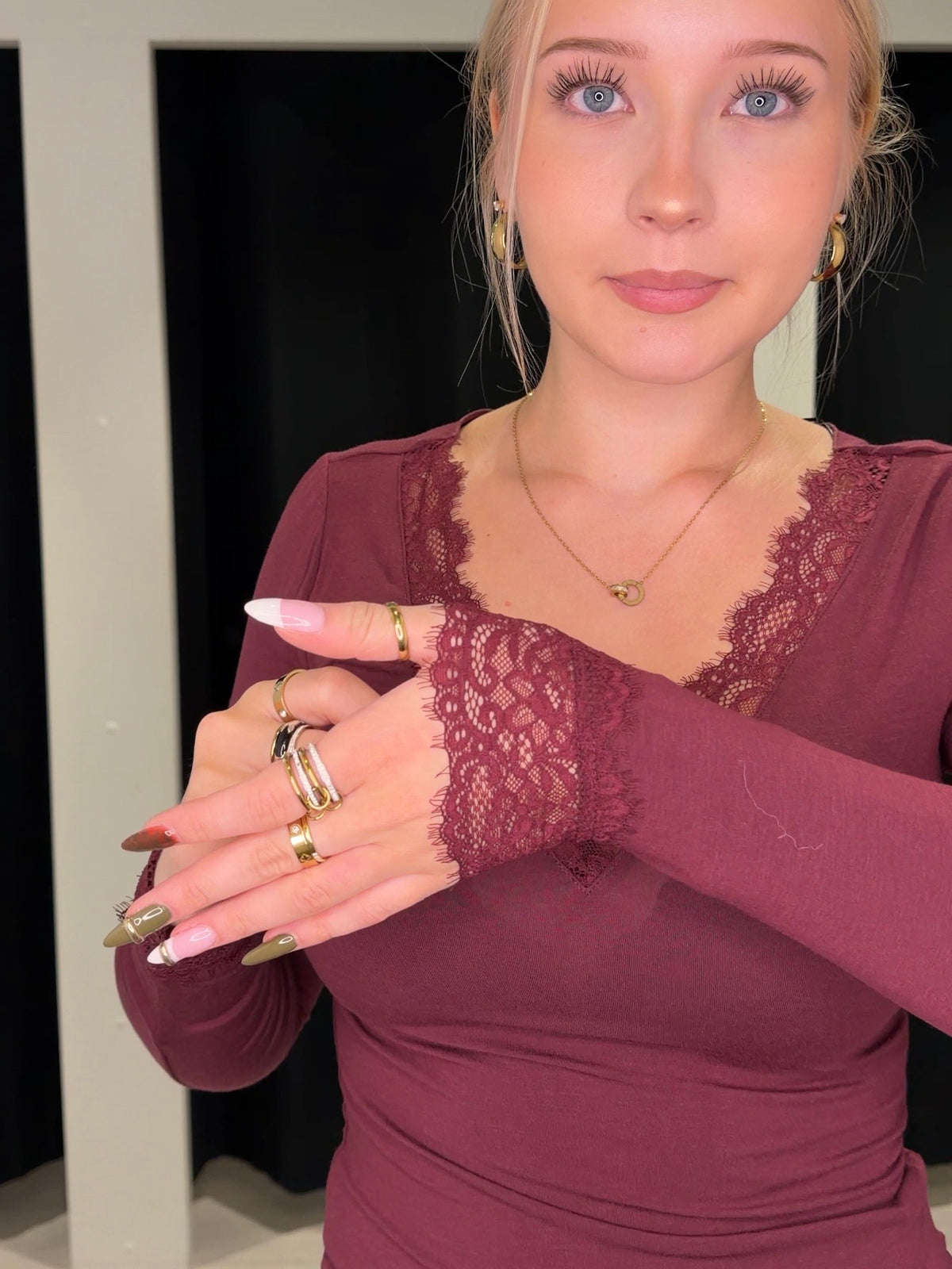 VMSKYE LS V-NECK LACE TOP JRS NOOS