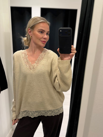 ONLCLOVER LS LACE V-NECK REVERSIBLE KNT