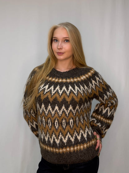VIBOWS O-NECK L/S JACQUARD KNIT TOP