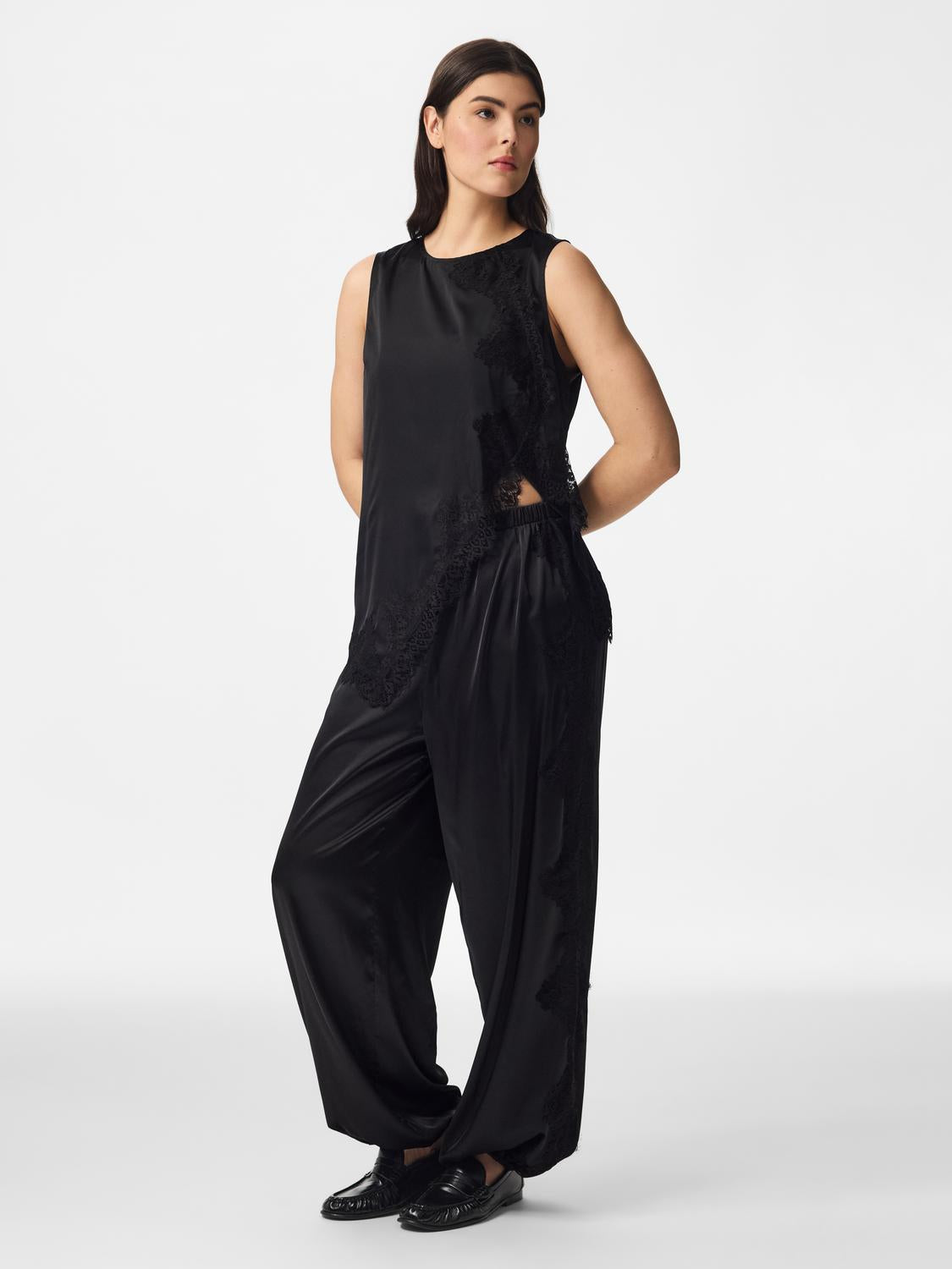 PCOLLI MW BALLOON SATIN PANTS