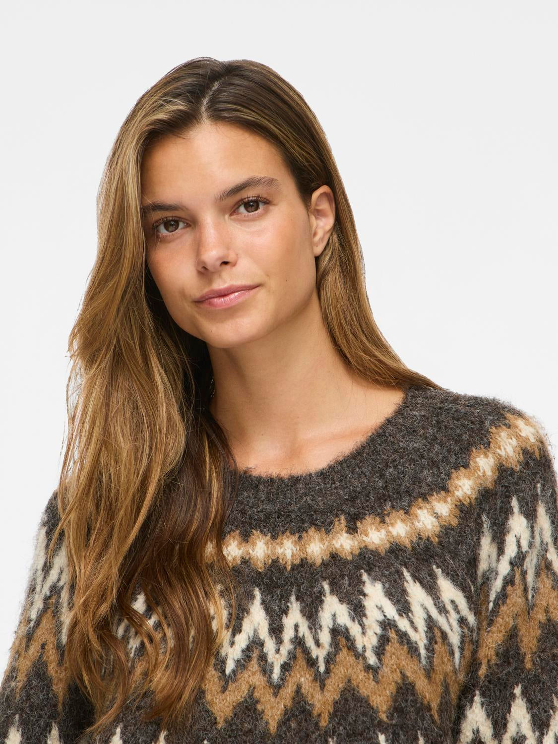 VIBOWS O-NECK L/S JACQUARD KNIT TOP